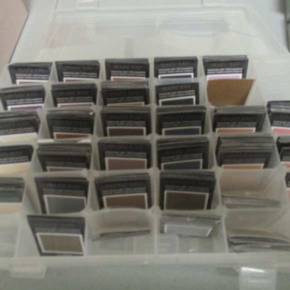 Meet your Posher, Cindy - Picture 4 of 5